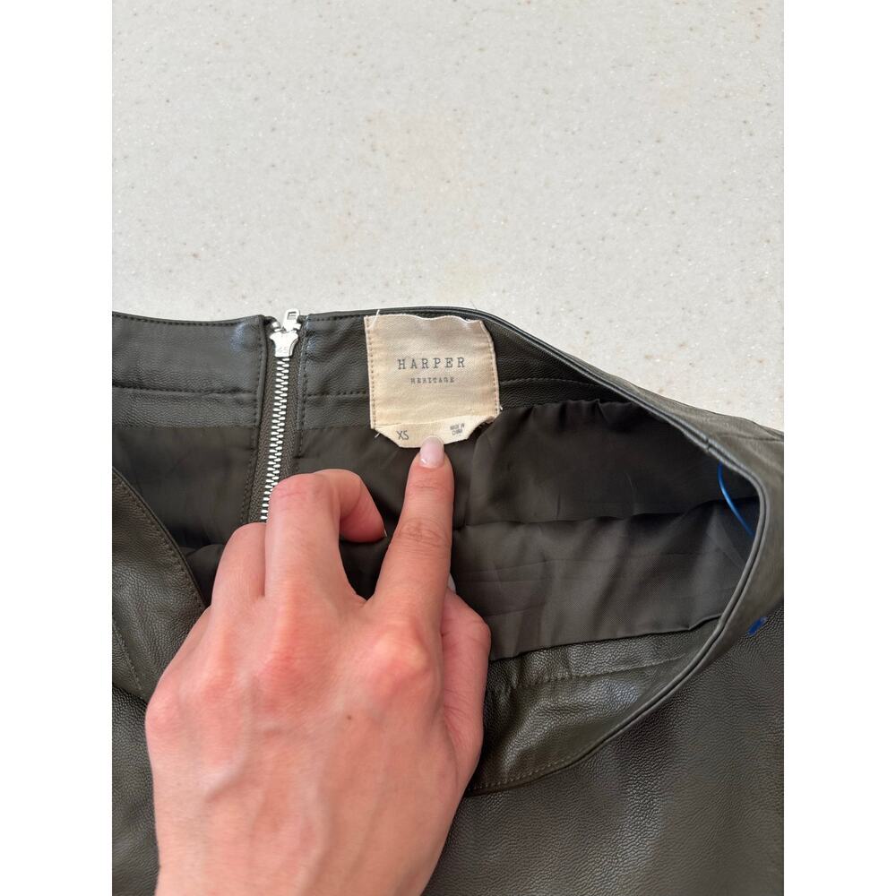 Harper Heritage Faux Leather Mini Skirt XS Olive Green A-Line Zip Back Pockets - Picture 5 of 13